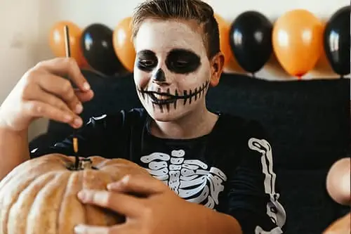 kids having fun on halloween