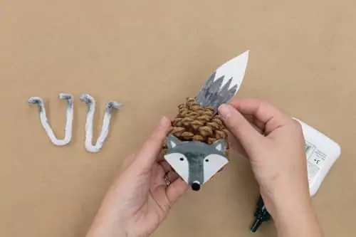 Make Pinecone Crafts and Critters with Lynn Lilly!